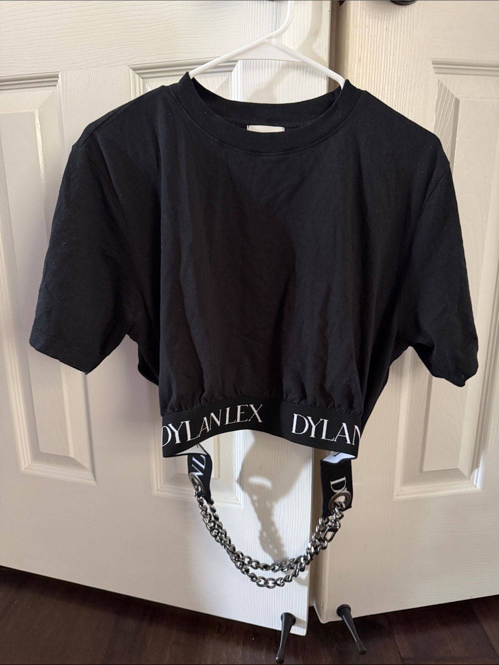 Dylan lex Black Cropped Tee with Chain Strap Detail